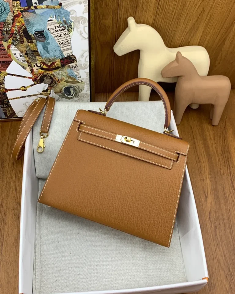 Kelly-Inspired 25 Gold Tan Structured Bag, angled front