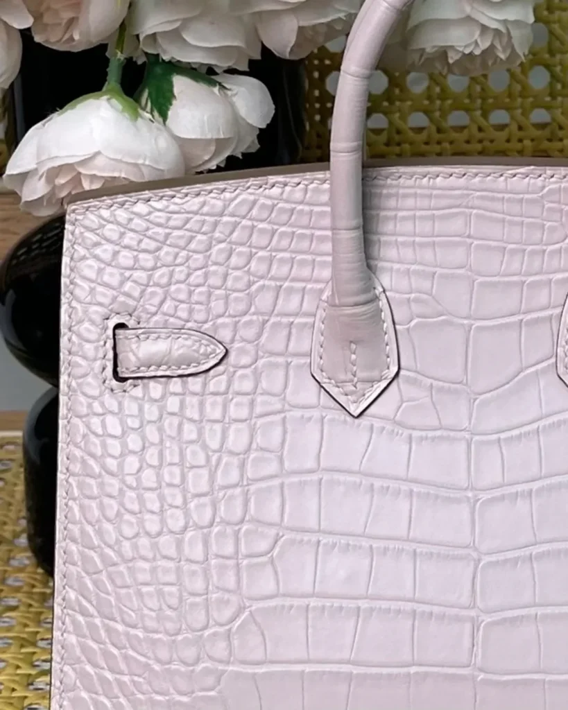Pale Mauve Scale-Texture Top-Handle Bag — texture view