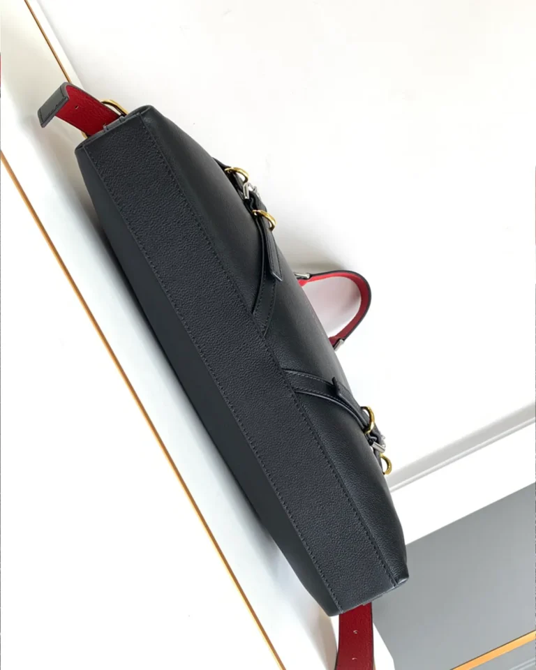Black Red-Strap Buckle Shoulder Bag — base