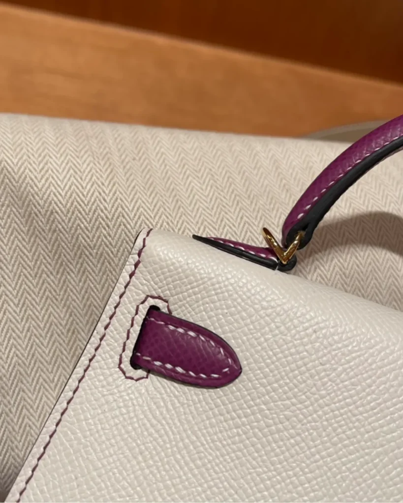 Kelly-Inspired 25 Craie and Rose Pourpre Bag, back corner view
