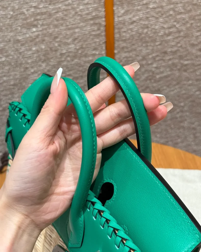 Birkin-Inspired 25 Green Woven Picnic Tote, rounded handle close-up