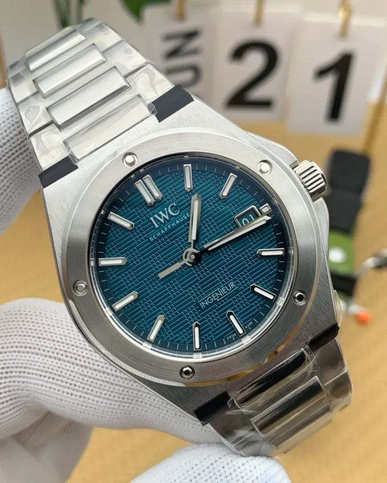 The Architect Integrated Steel Watch – Azure Blue Grid