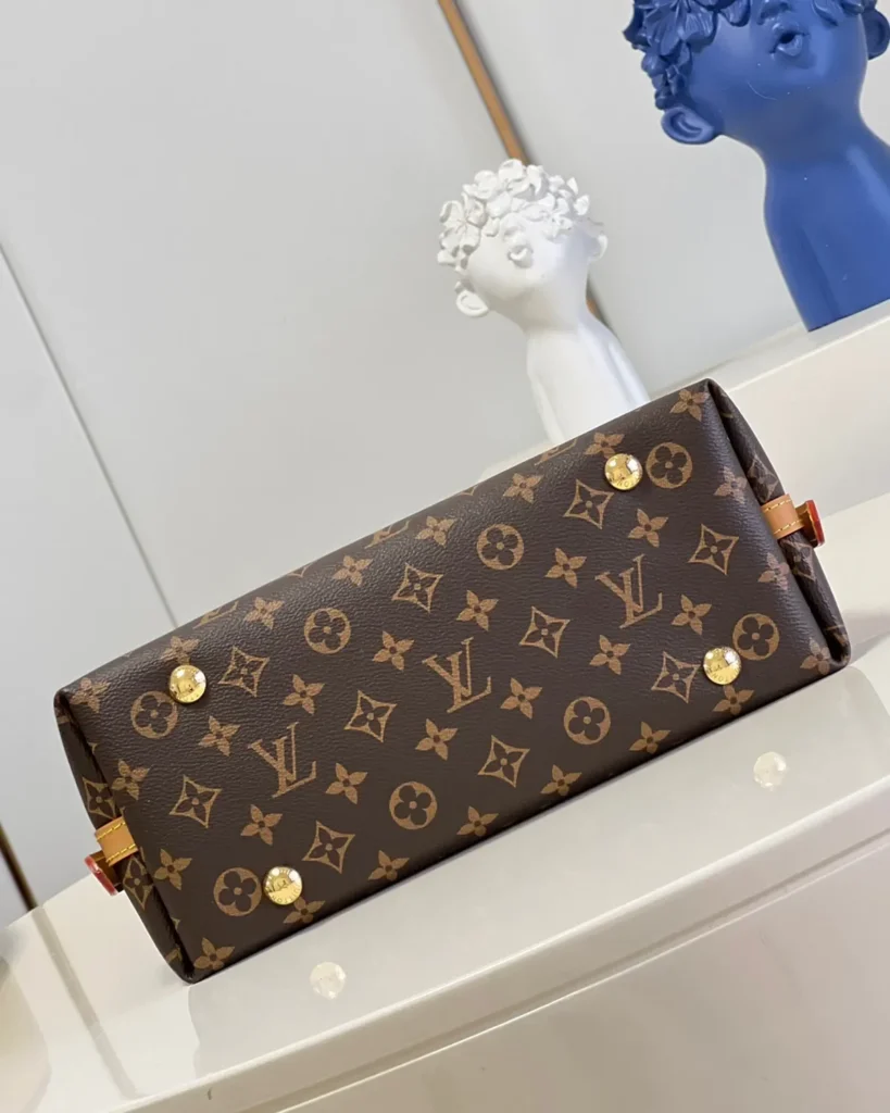 Brown Monogram Bow Shoulder Bag — base view