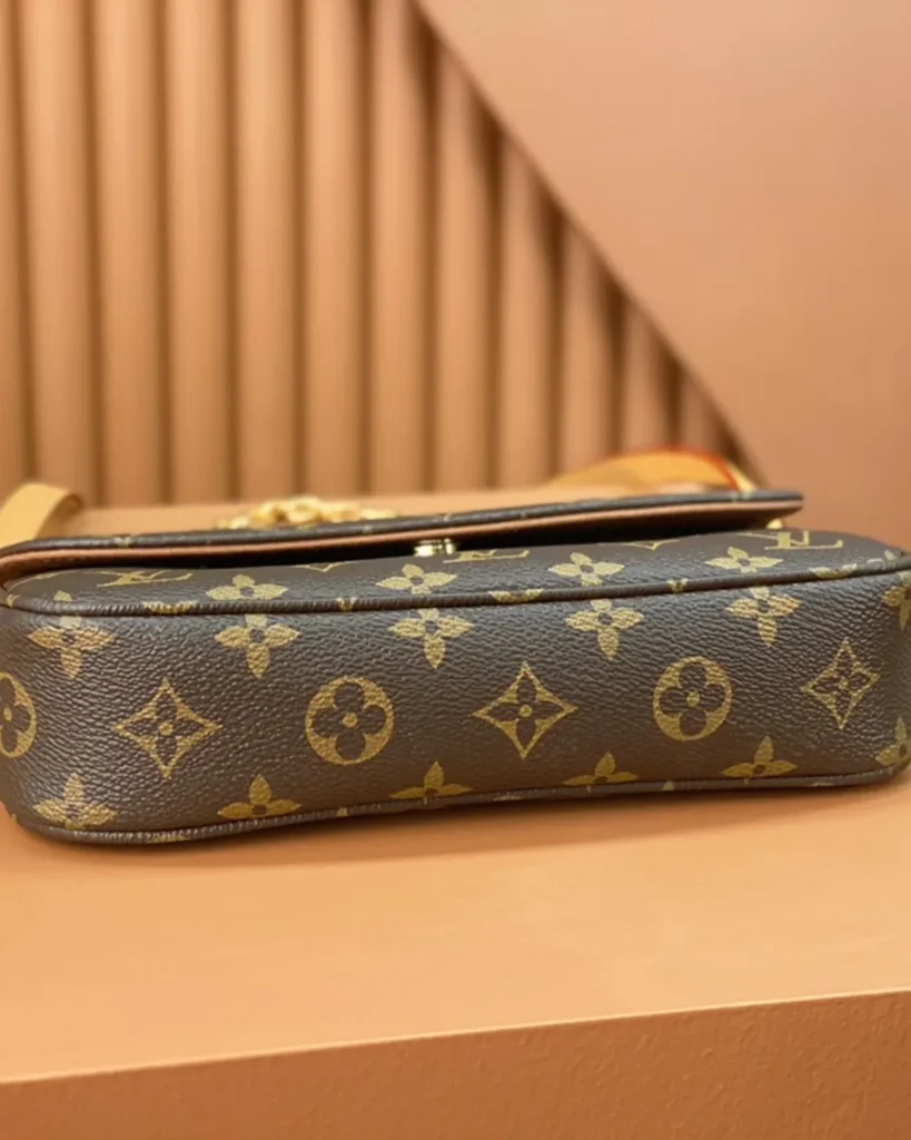 Brown Monogram Baguette Chain Bag — base view