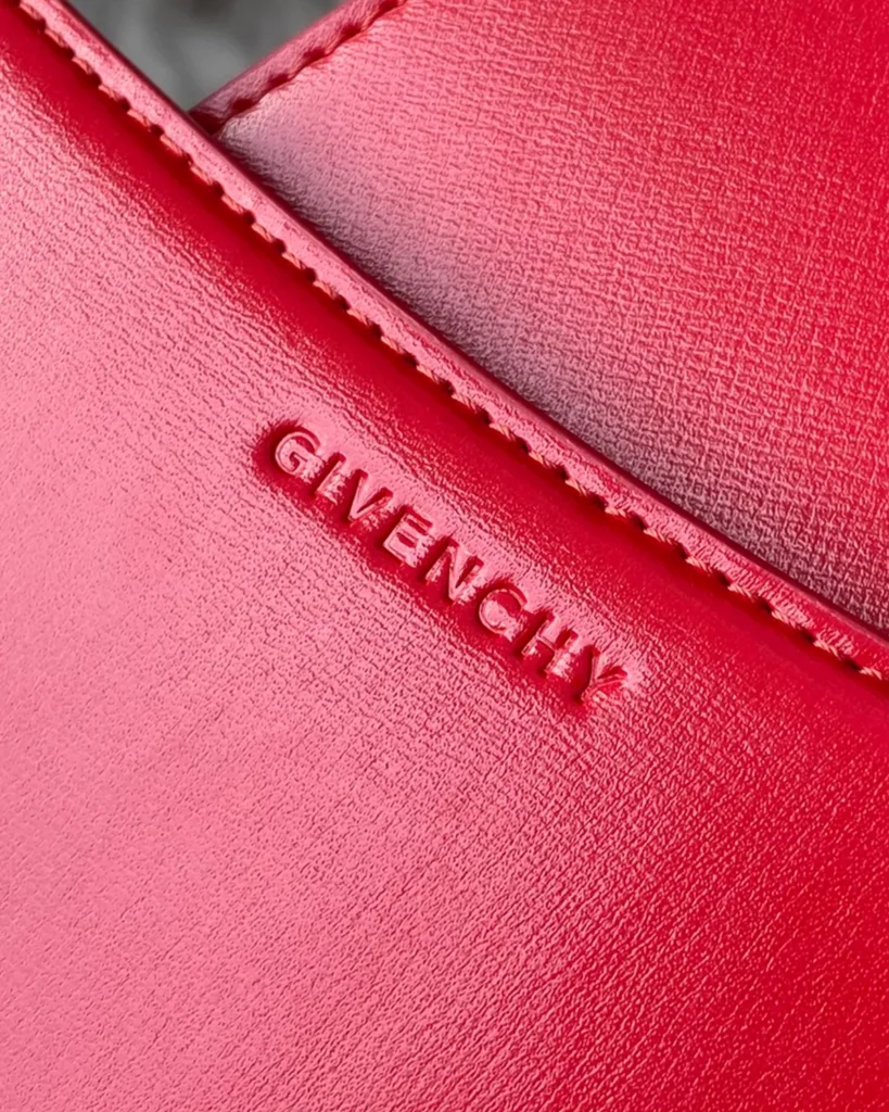 Red V-Top Chain Shoulder Bag — logo detail