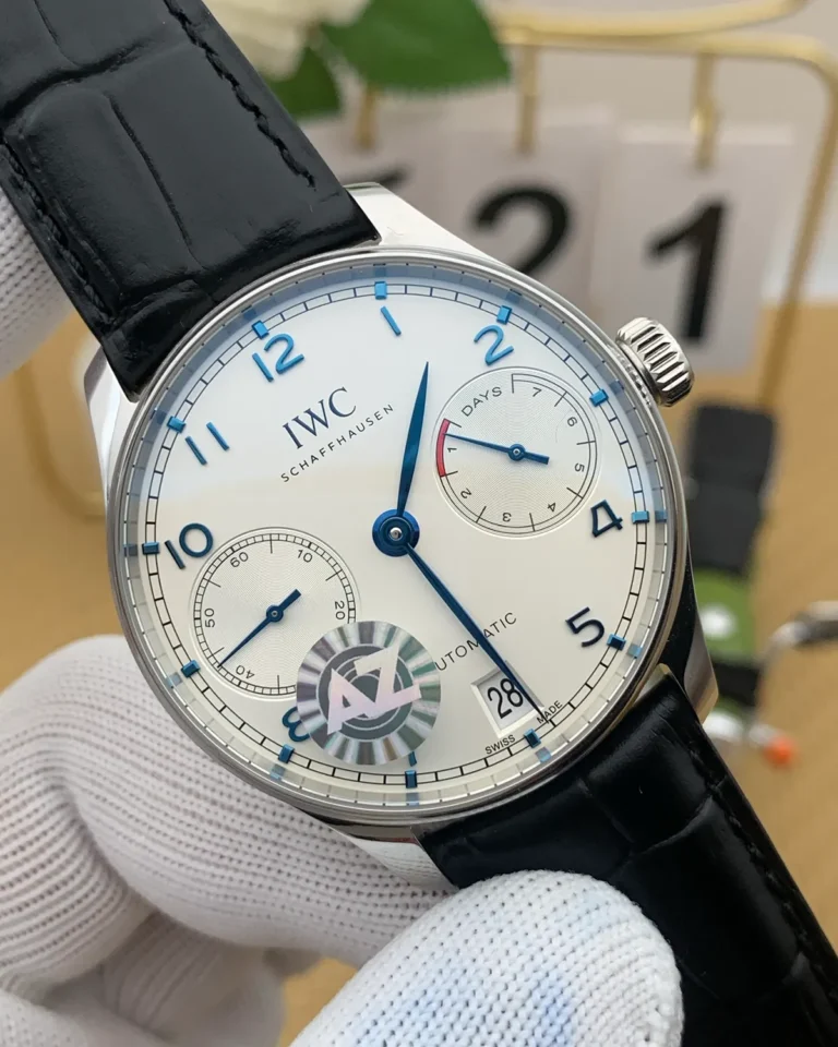 The Heritage Maritime Executive – White & Blue Leather