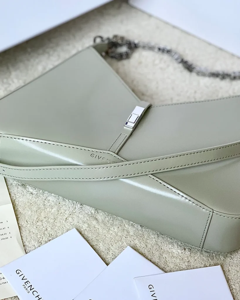 Pale Green V-Top Chain Shoulder Bag — rear