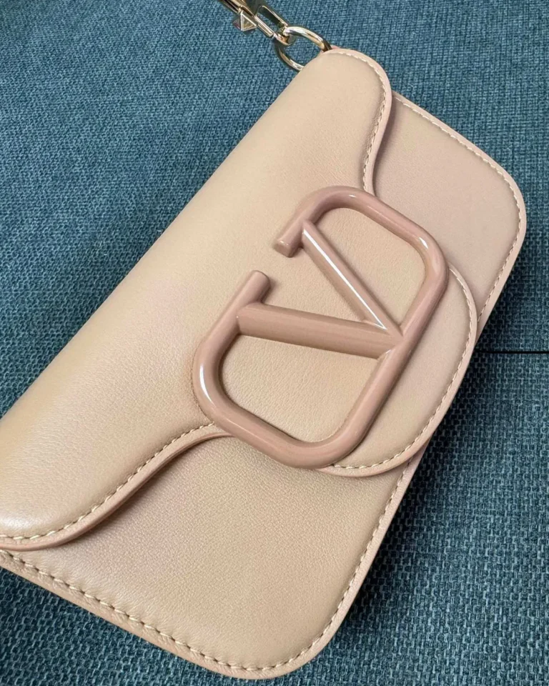 Beige Tonal-Ornament Flap Shoulder Bag — ornament detail view