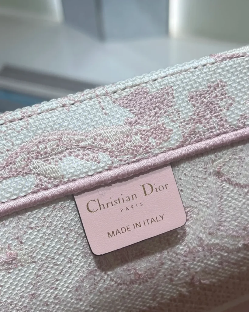 Blush Wildlife Pattern Tote — interior label view