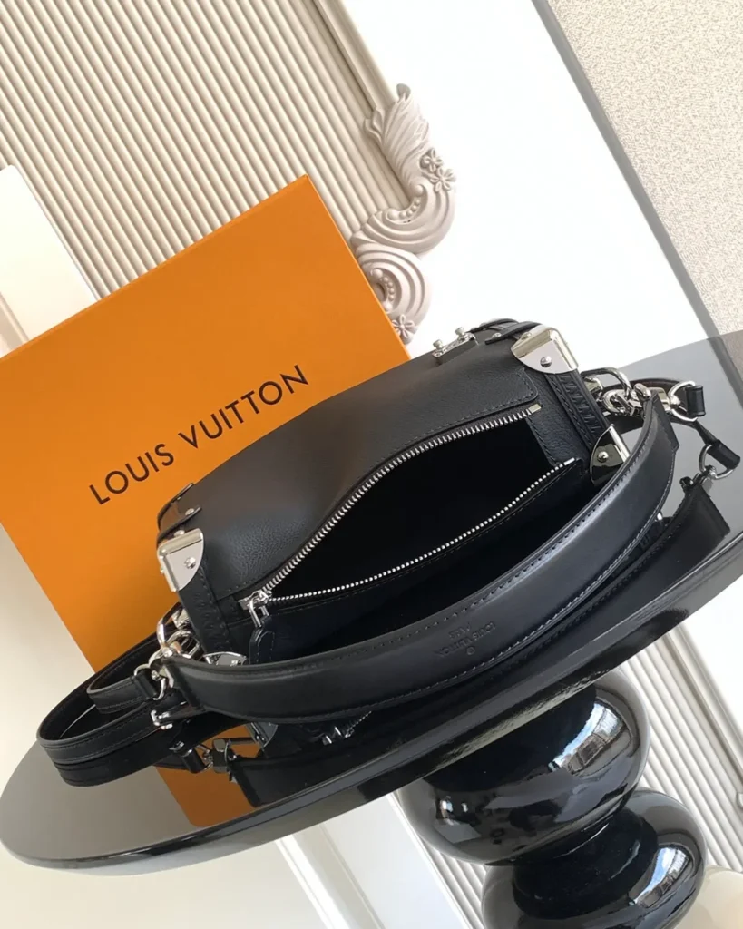 Black Silver-Tone Corner Shoulder Bag — interior view