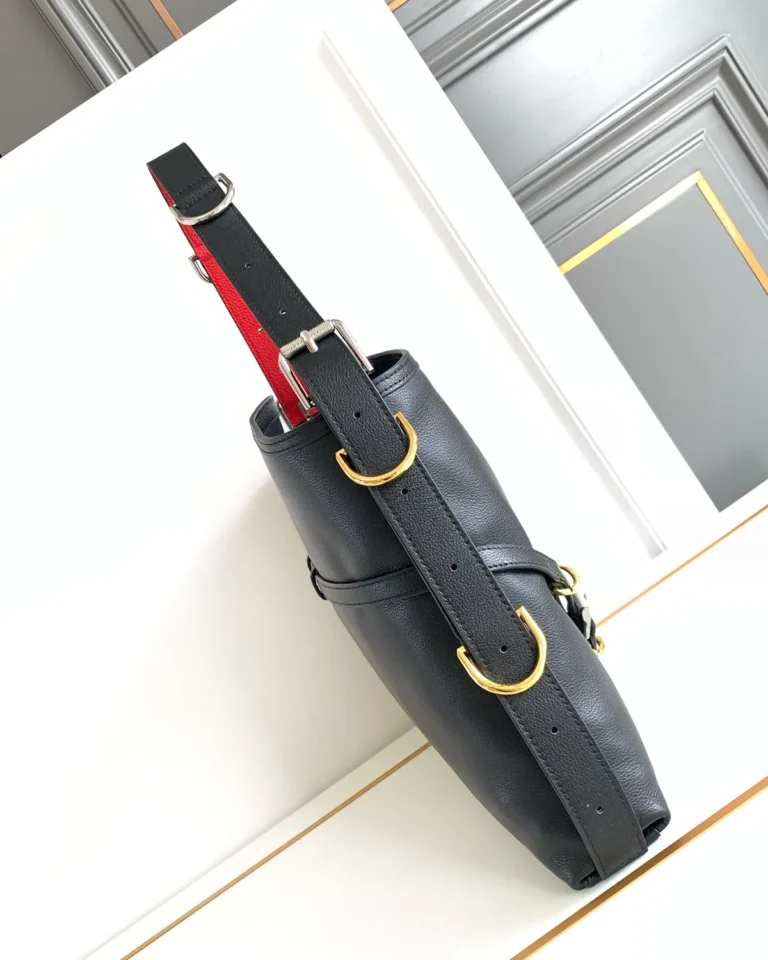 Black Red-Strap Buckle Shoulder Bag — side