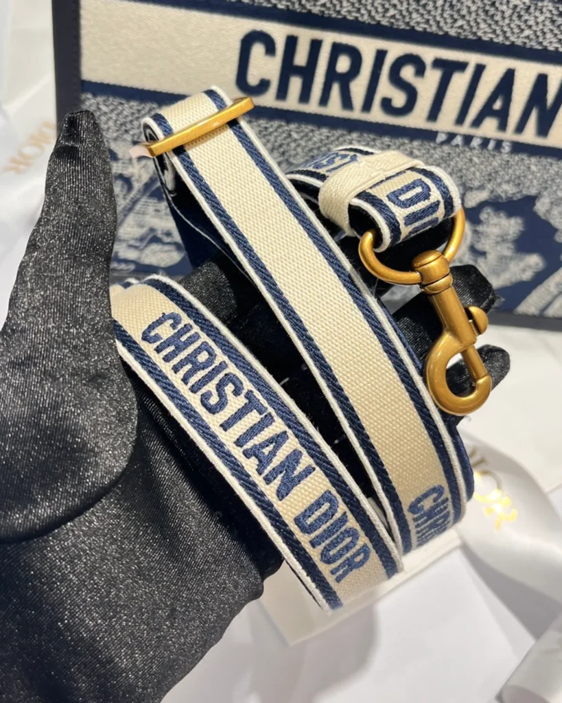 Navy and Cream Wildlife Tote — strap detail view