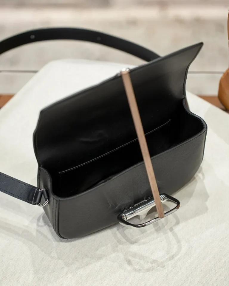 Della Cavalleria-Inspired Black Elan Saddle Bag, interior view
