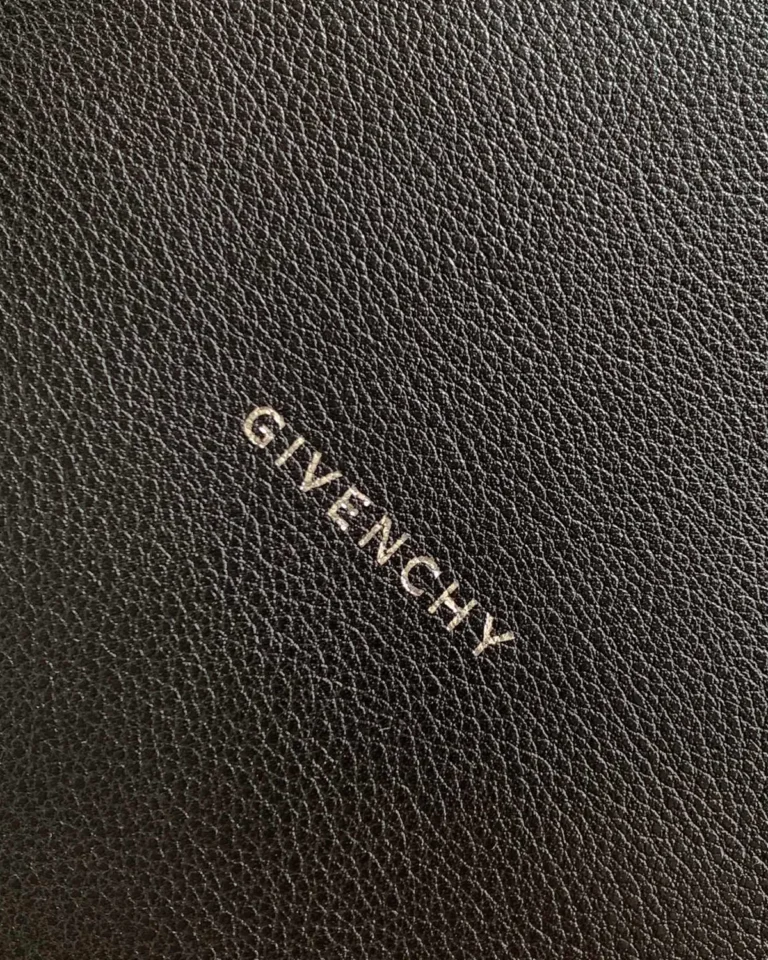 Black Red-Strap Buckle Shoulder Bag — logo detail