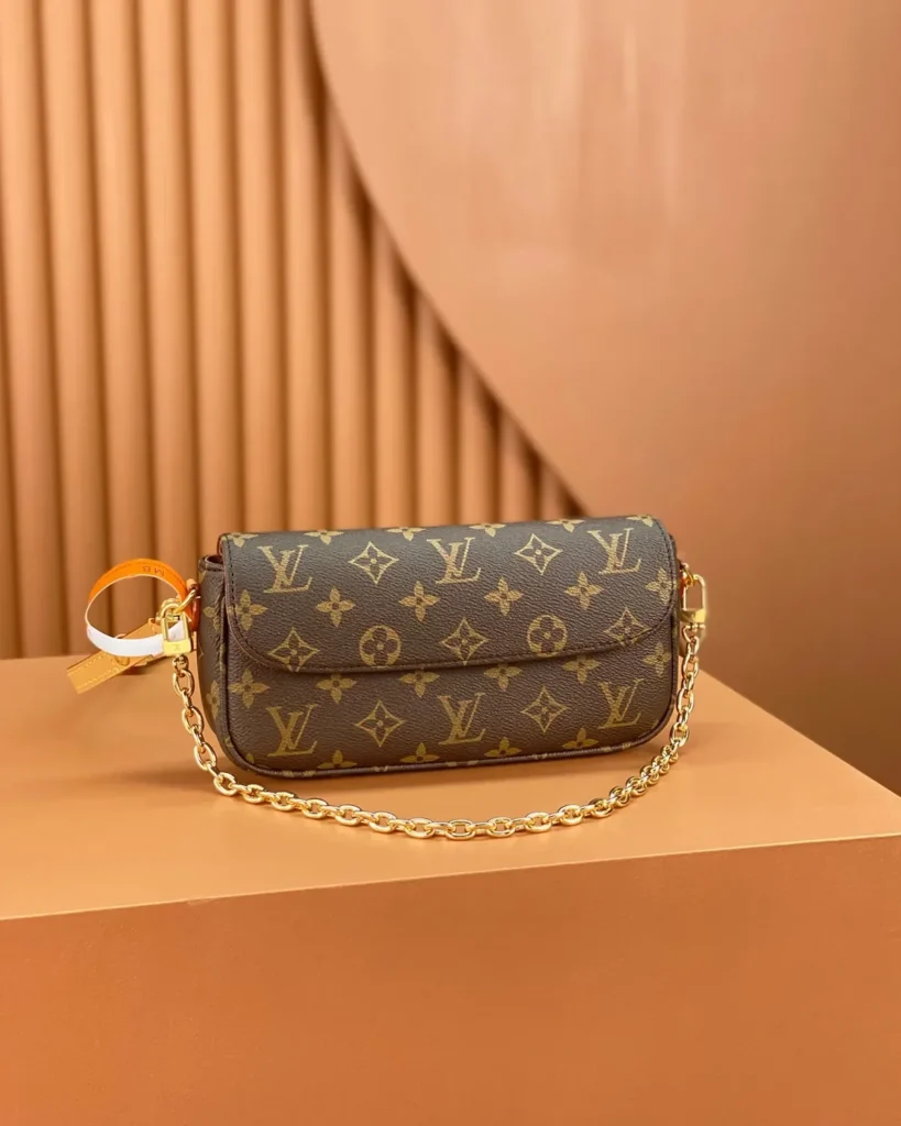 Brown Monogram Baguette Chain Bag — front view
