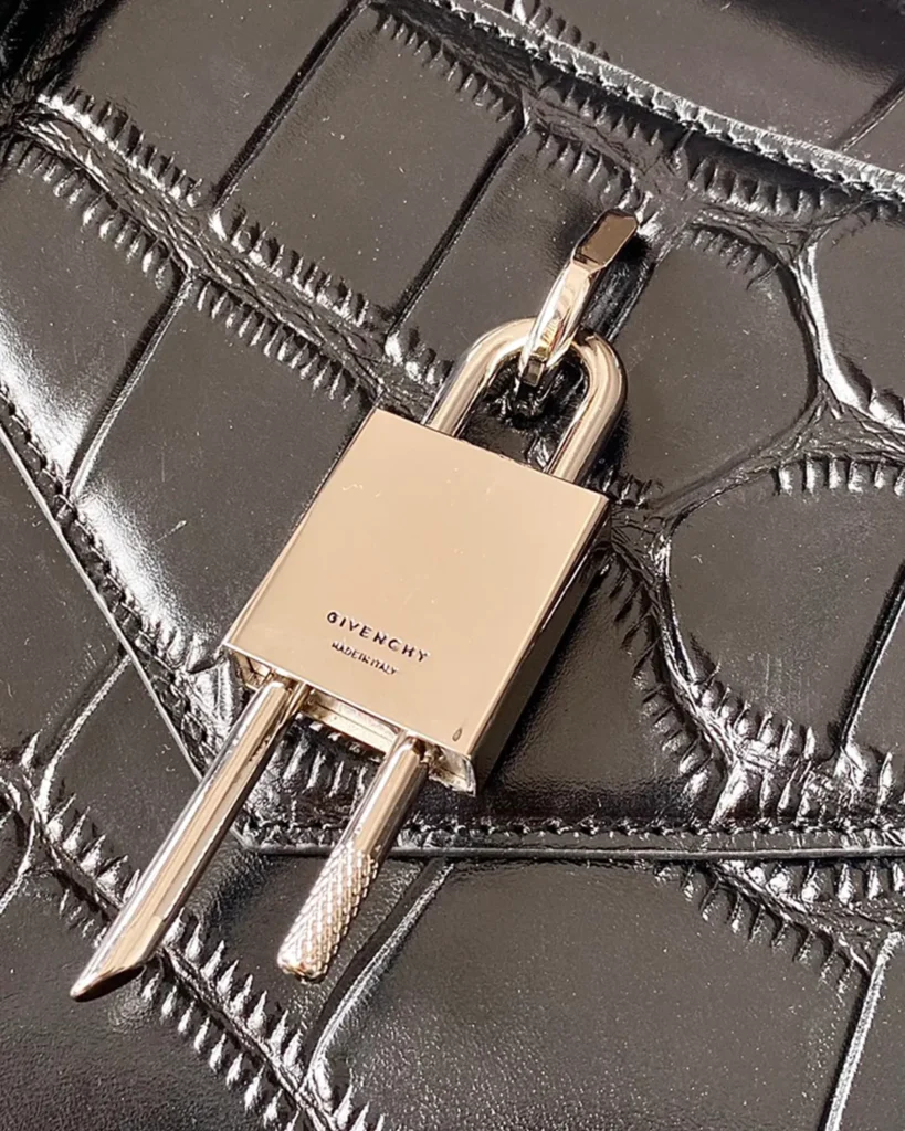 Black Scale-Pattern Padlock Handbag — padlock detail