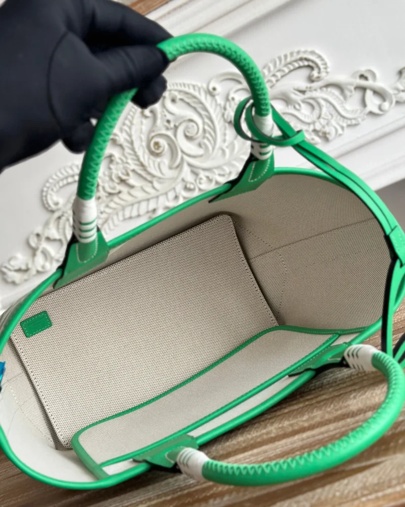 Steeple-Inspired 25 Green Patterned Canvas Tote, interior view