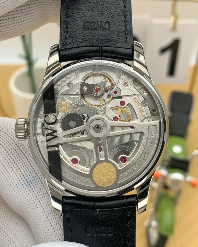 The Heritage Maritime Executive – White & Blue Leather